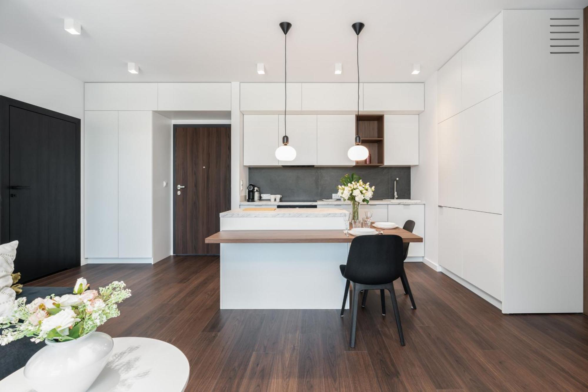 Stylish & Comfy Garbary Apartments With Parking By Noclegi Renters Poznań Extérieur photo