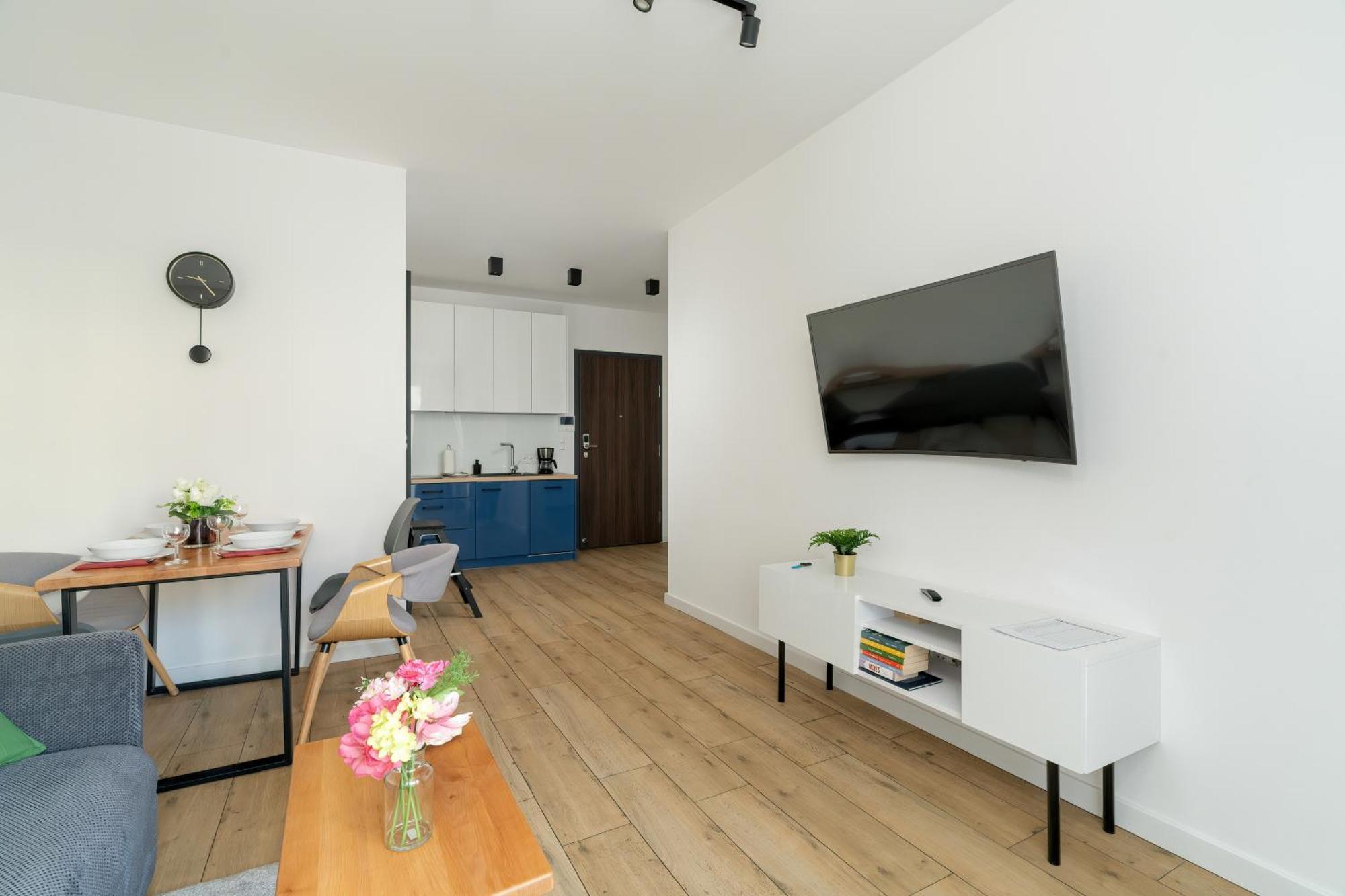 Stylish & Comfy Garbary Apartments With Parking By Noclegi Renters Poznań Extérieur photo