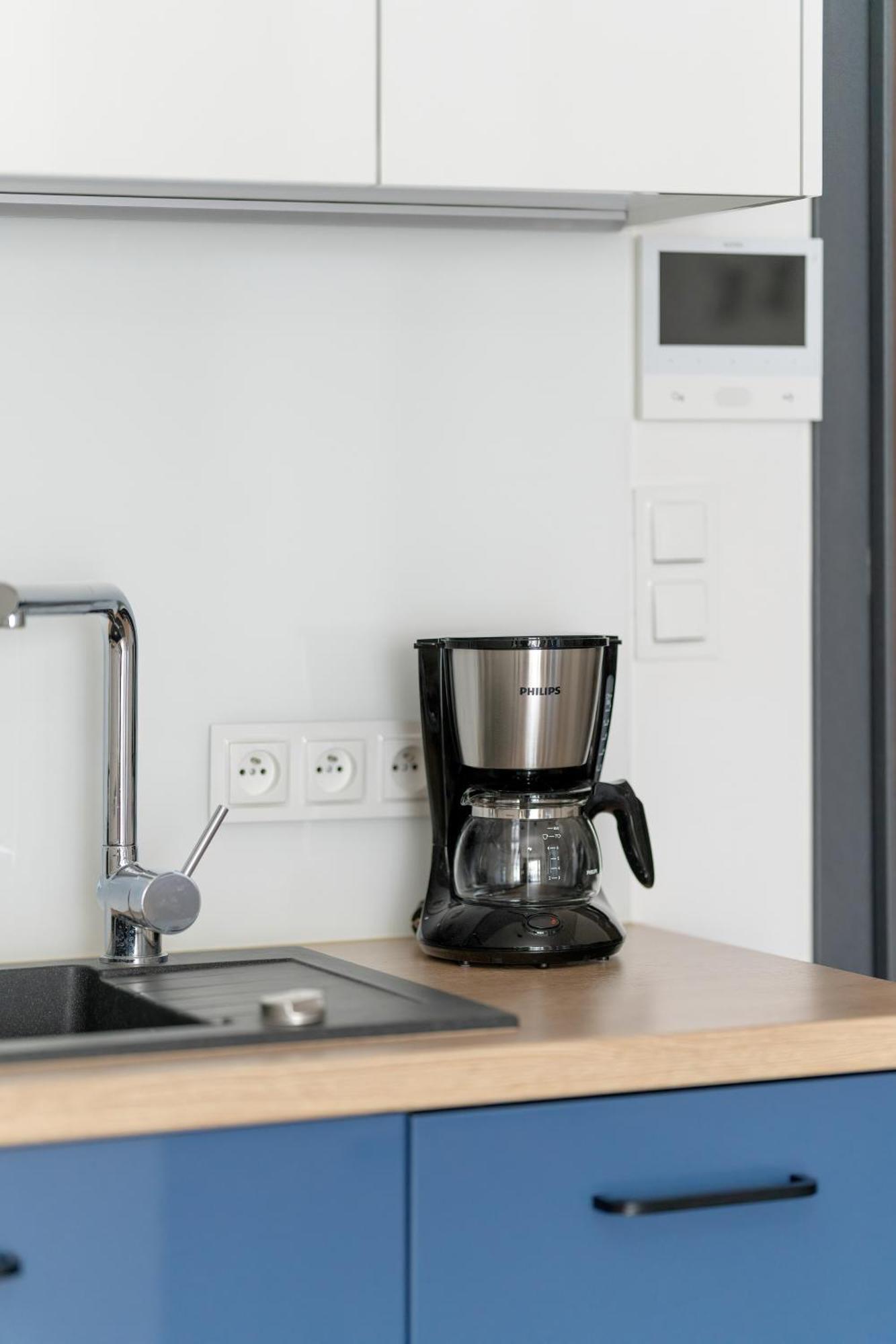 Stylish & Comfy Garbary Apartments With Parking By Noclegi Renters Poznań Extérieur photo