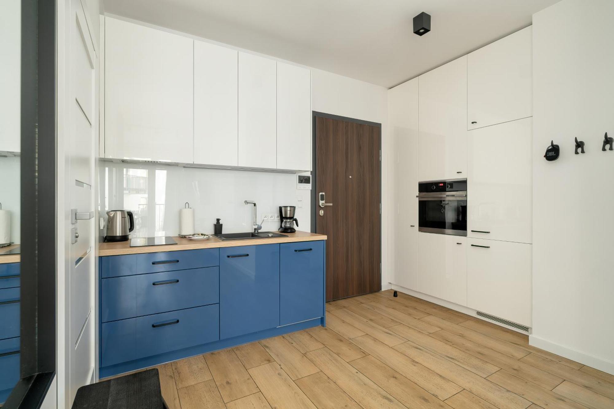 Stylish & Comfy Garbary Apartments With Parking By Noclegi Renters Poznań Extérieur photo