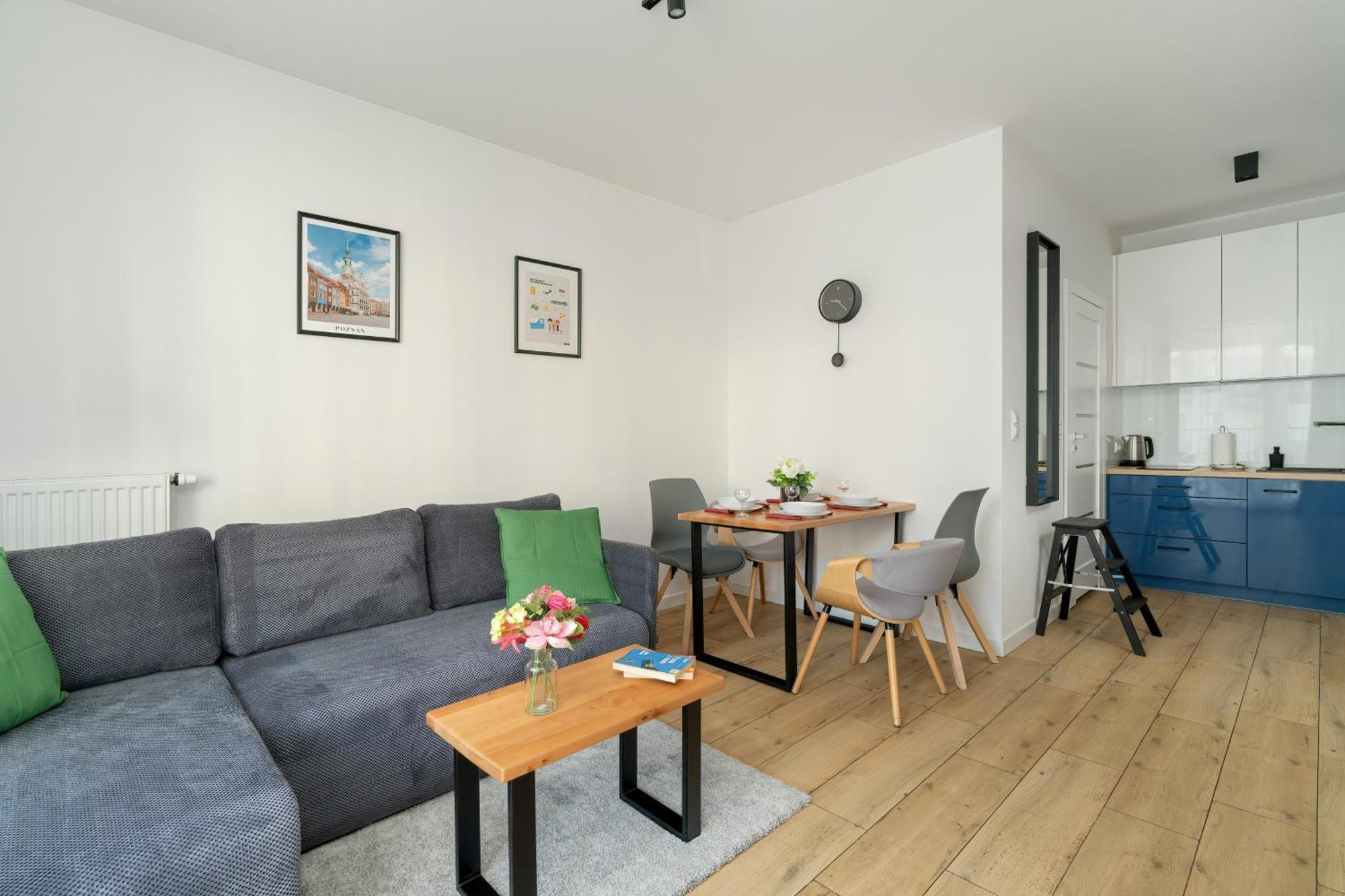 Stylish & Comfy Garbary Apartments With Parking By Noclegi Renters Poznań Extérieur photo