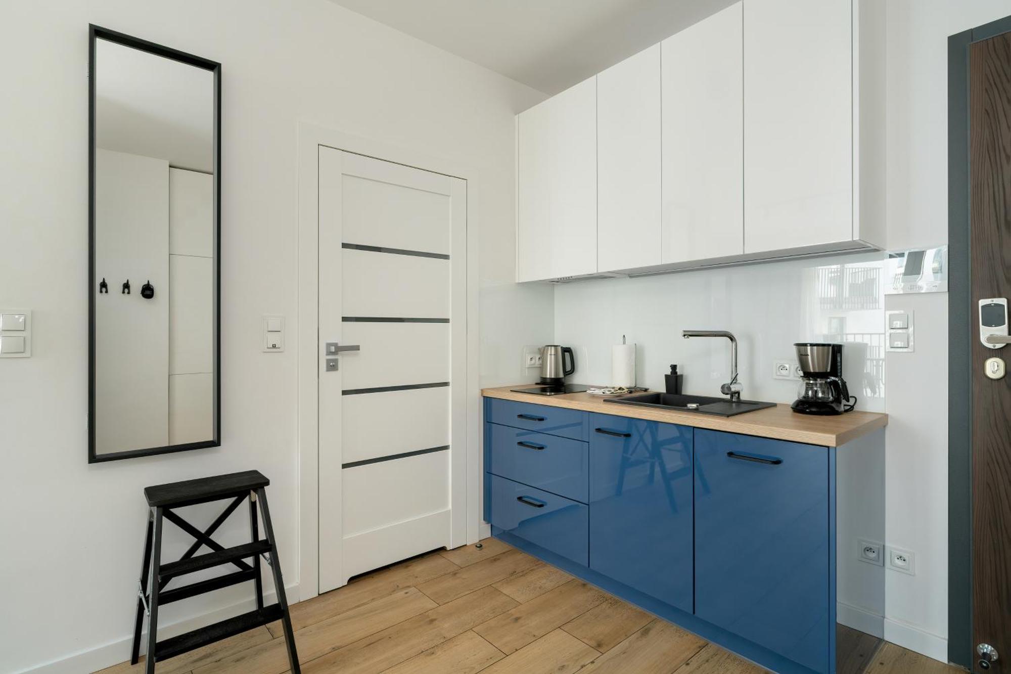 Stylish & Comfy Garbary Apartments With Parking By Noclegi Renters Poznań Extérieur photo